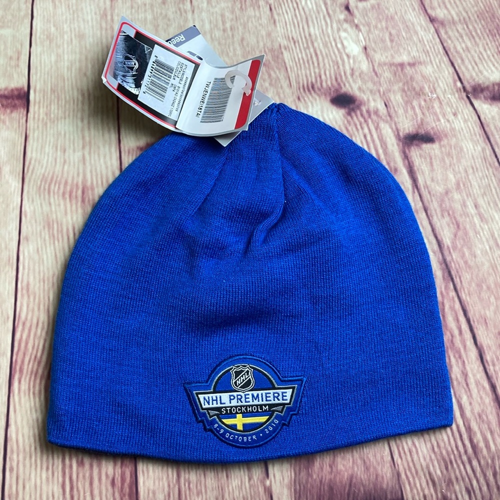 💵NWT 2010 NHL Columbus Blue Jackets Premier Blue Beanie